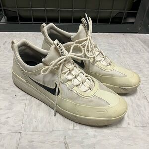 Nike SB Nyjah Free 2 Skate Shoes